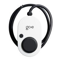 go-e gemini wallbox mit schwarzem Anschlusskabel